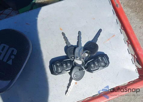 2004 Chevrolet Express from USA, damaged, VIN 1GBFG15TX41136834